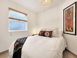 To Let 2 Bedroom Property for Rent in Green Point Western Cape